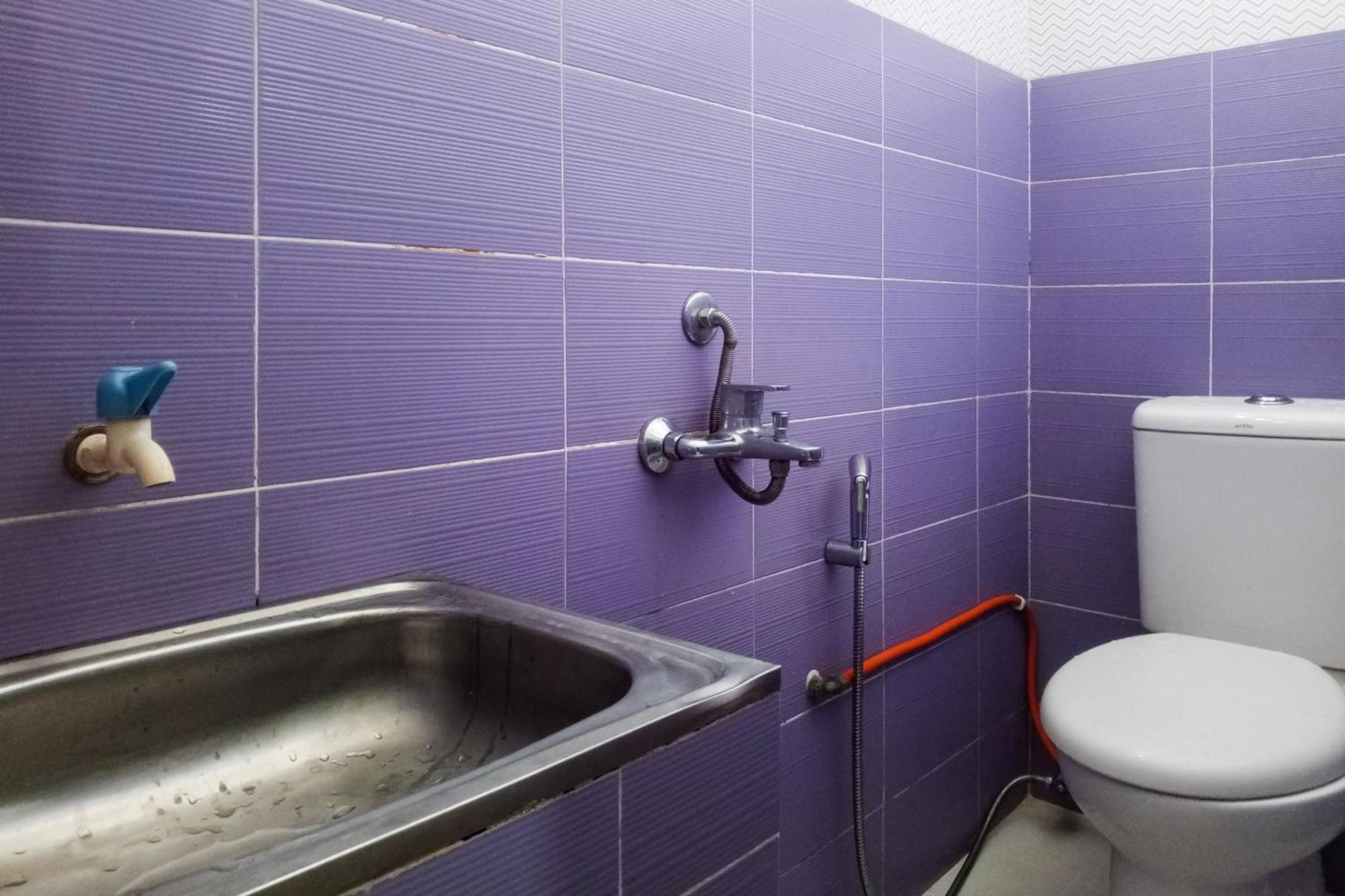 ホテル Malibu Syariah Bogor Redpartner エクステリア 写真